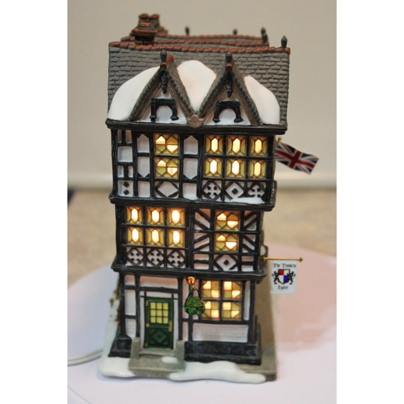 Dept 56 Dickens Village - The Timbers Motel - Picture 7 of 8